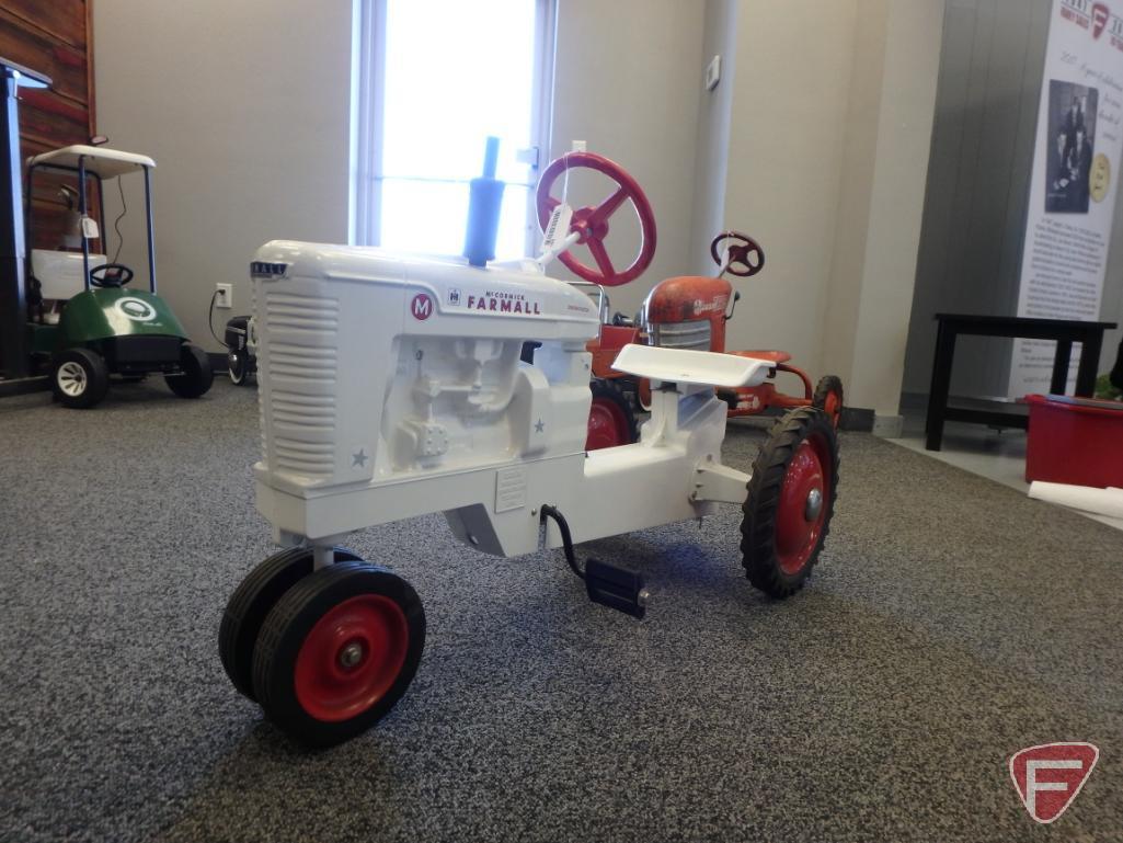McCormick Farmall M with plastic seat and steering wheel