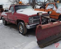 1986 Chevrolet K20 Pickup Truck with front snow plow, VIN # 1GCGK24M7GF414451