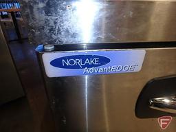 Norlake AdvantEDGE UR27A refrigerator on casters, 115/230v, wired for 115, R134A refrigerant,