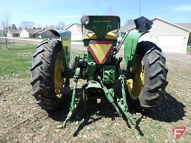 1960 John Deere 530 gas tractor, power steering, wide front with fenders, 3pt, 540 PTO, 4044 hours