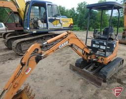 Case ZTS CX14 mini excavator with 17" Case bucket with teeth, 1046 hrs showing, PIN DFE0001074