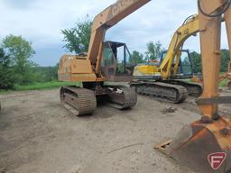 Case 880 excavator with 35" bucket, sn 6201044