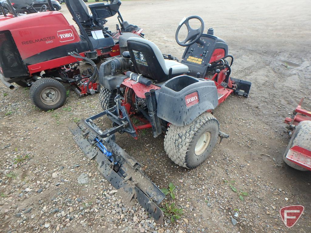 2008 Toro Sand Pro, model 5040, 3 wheel drive, 3976 hours, 36" front blade