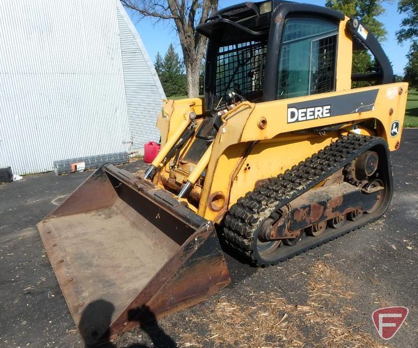 JD/John Deere CT322 track skid loader 1295 hrs showing, sn T0322TB160414