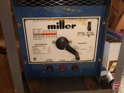 Miller Arc welder, model M-225 A.C. With Lincoln helmet and cable