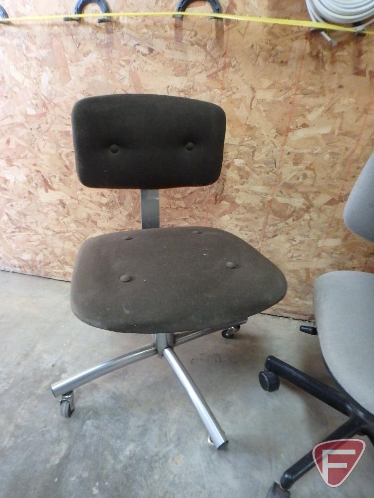 (5) office chairs and stool