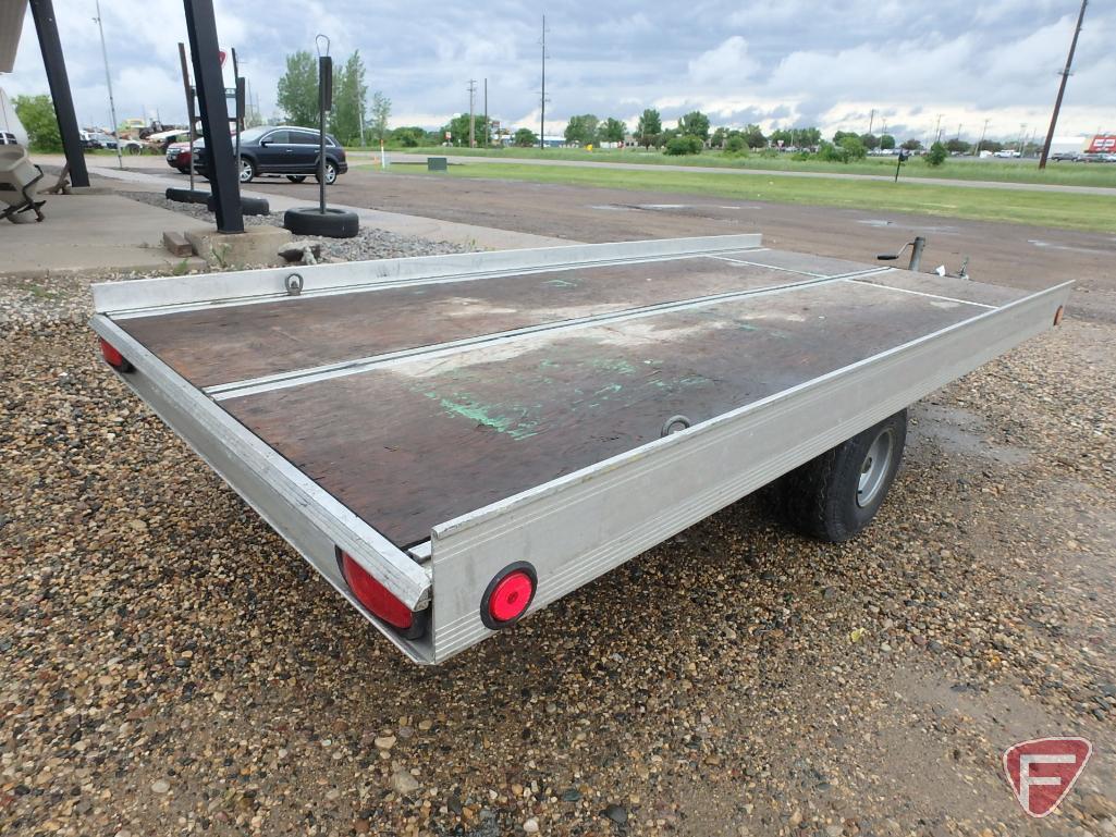 2000 Fleo Int. Single Axle Tiltbed Aluminum Snowmobile/ATV Trailer