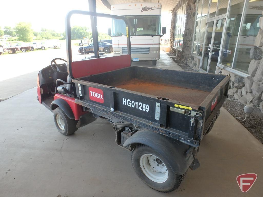 Toro Workman utility vehicle with gas Kohler Command 2.3 engine, 2,709 hrs showing