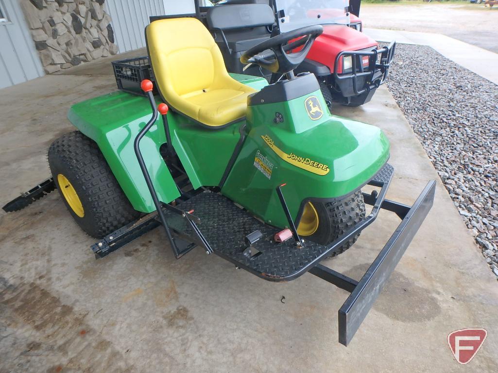 John Deere 1200A bunker rake with Kawasaki engine, 538 hrs