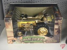 Ertl Special Collector Edition 200th Birthday 830 Tractor, 1:16, No 15577A, gold colored