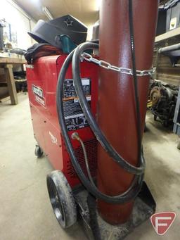 Lincoln Electric 216 Power Mig welder with Maxtrac wire drive system and diamond core technology