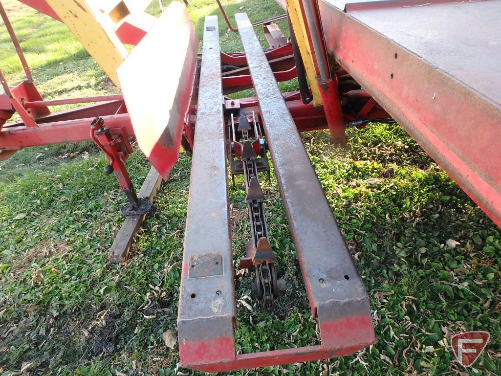 New Holland stackliner small square bale mover, model 1034, sn 2695