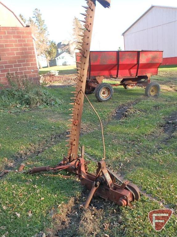 7' .Dearborn mounted sickle mower