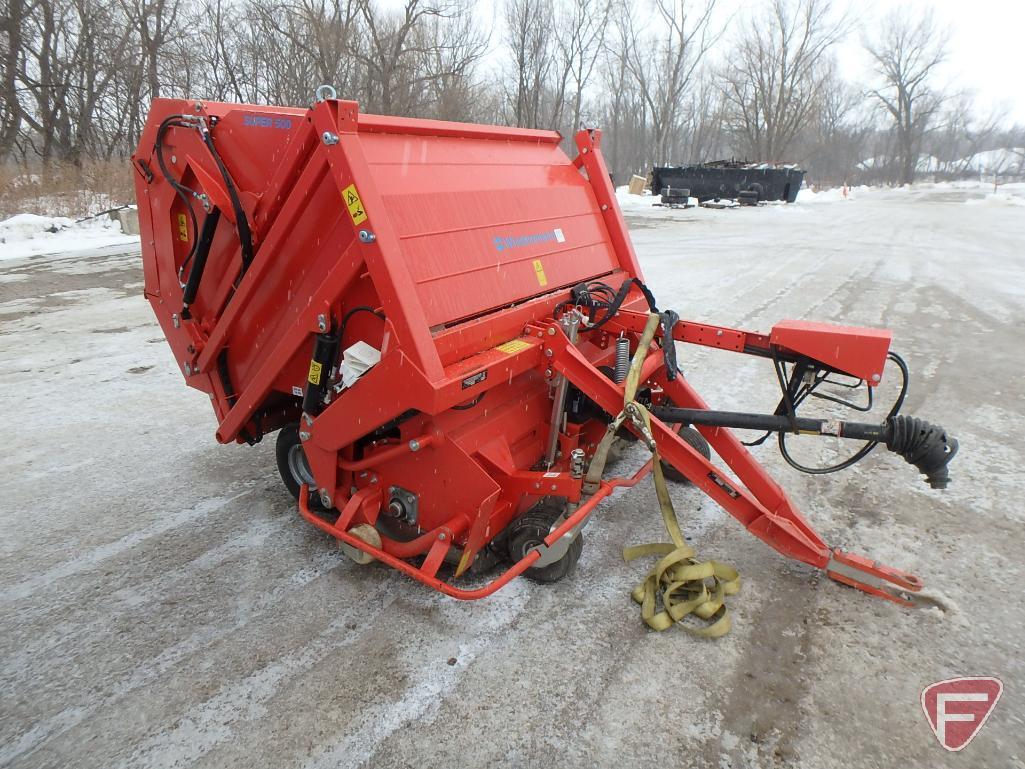 2014 Wiedenmann Super 500 pull type lawn maintenance machine