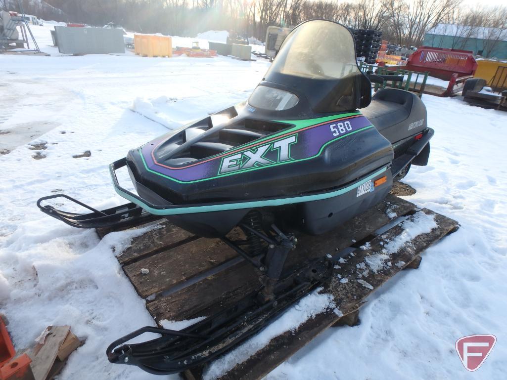 1994 Arctic Cat EXT 580 snowmobile