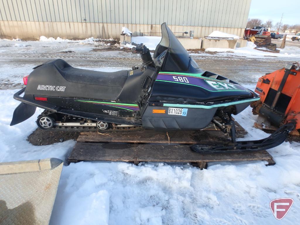 1994 Arctic Cat EXT 580 snowmobile