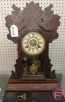 Vintage Waterbury Clock Company mantle clock, Niles, 8 day spring strike, with key, 22inHx15inWx5inD