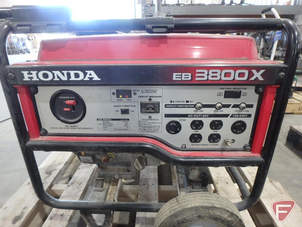 Honda EB3800x generator with GX240 Honda 8.0 hp