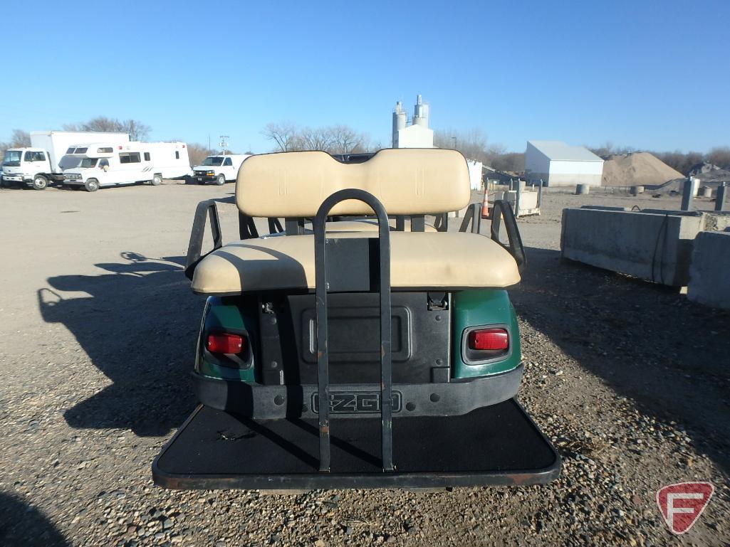 2001 TXT 6-passenger gas shuttle, green