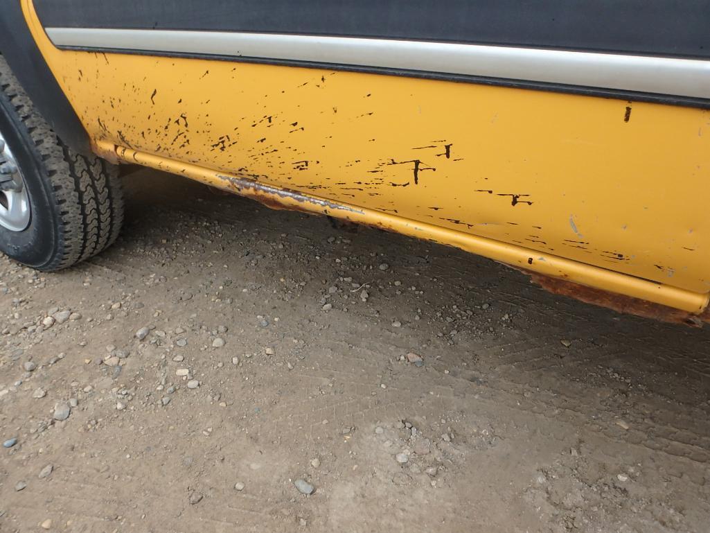 2003 Chevrolet Silverado 4x4 Pickup Truck with Western snow plow