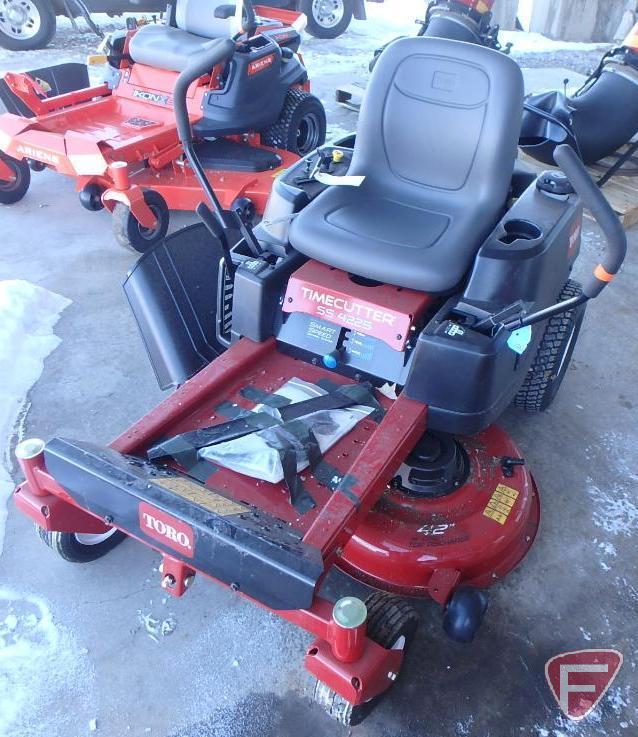 Toro SS4225 Timecutter zero turn riding mower with 42" mid mount rotary deck