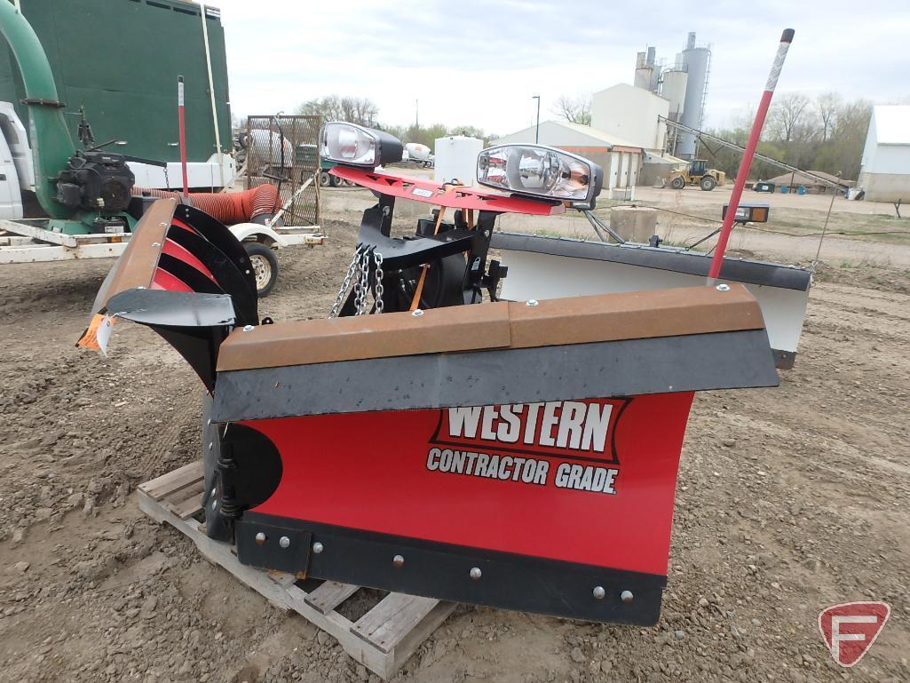 2019 Western Contractor Grade MVP3 8' 6" V-Plow with Ultra Mount 2, used twice!