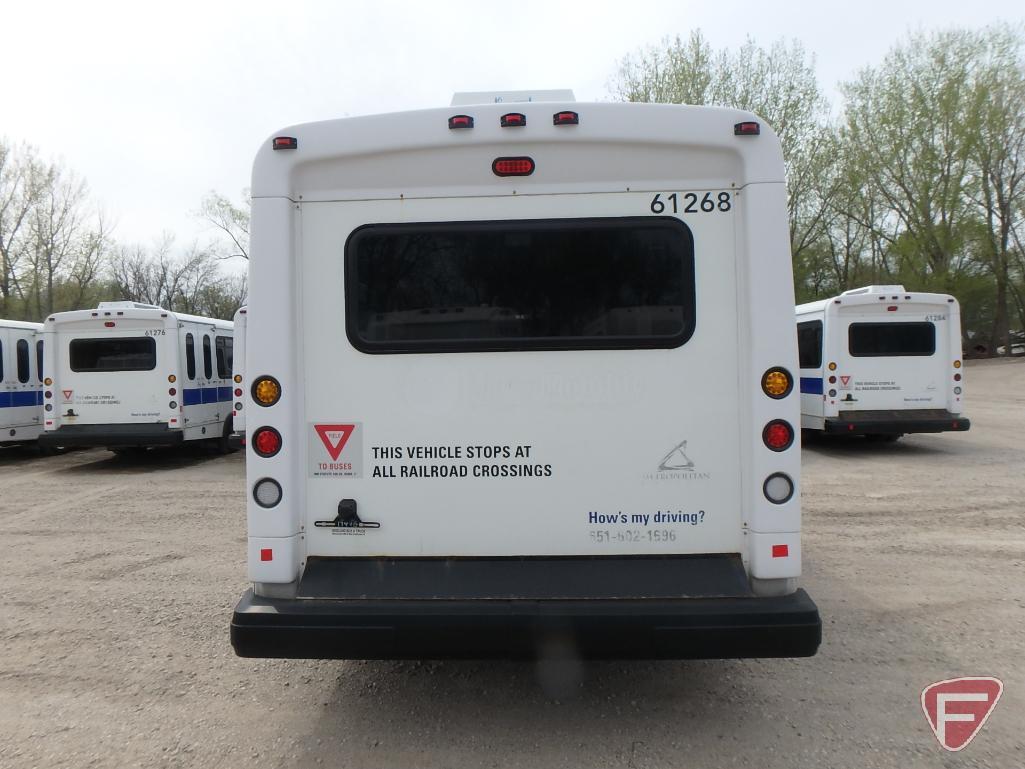 2014 Ford E-450 Super Duty Glaval Bus