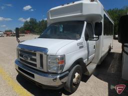 2014 Ford E-450 Super Duty Glaval Bus