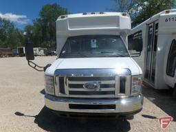 2014 Ford E-450 Super Duty Glaval Bus