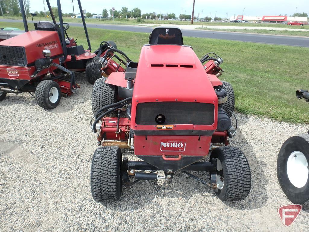 Toro Reelmaster 5500D 2WD diesel 5-gang reel mower, 3,638 hrs.