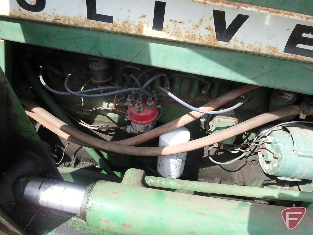 Oliver 1650 gasoline tractor John Deere 58 fully hydraulic loader, 7' bucket