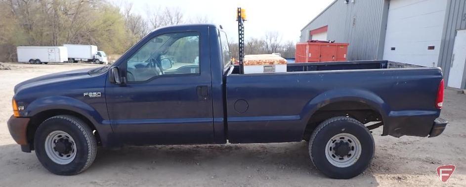 2001 Ford F-250 Pickup Truck