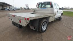 2005 Ford F-350 4x4 Flatbed Truck