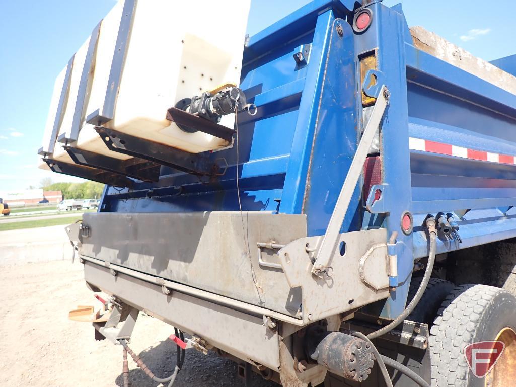 2005 Sterling LT8500 Truck with Falls plow and sander