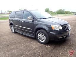 2012 Chrysler Town & Country Rollx Van (Wheelchair/Handicap)