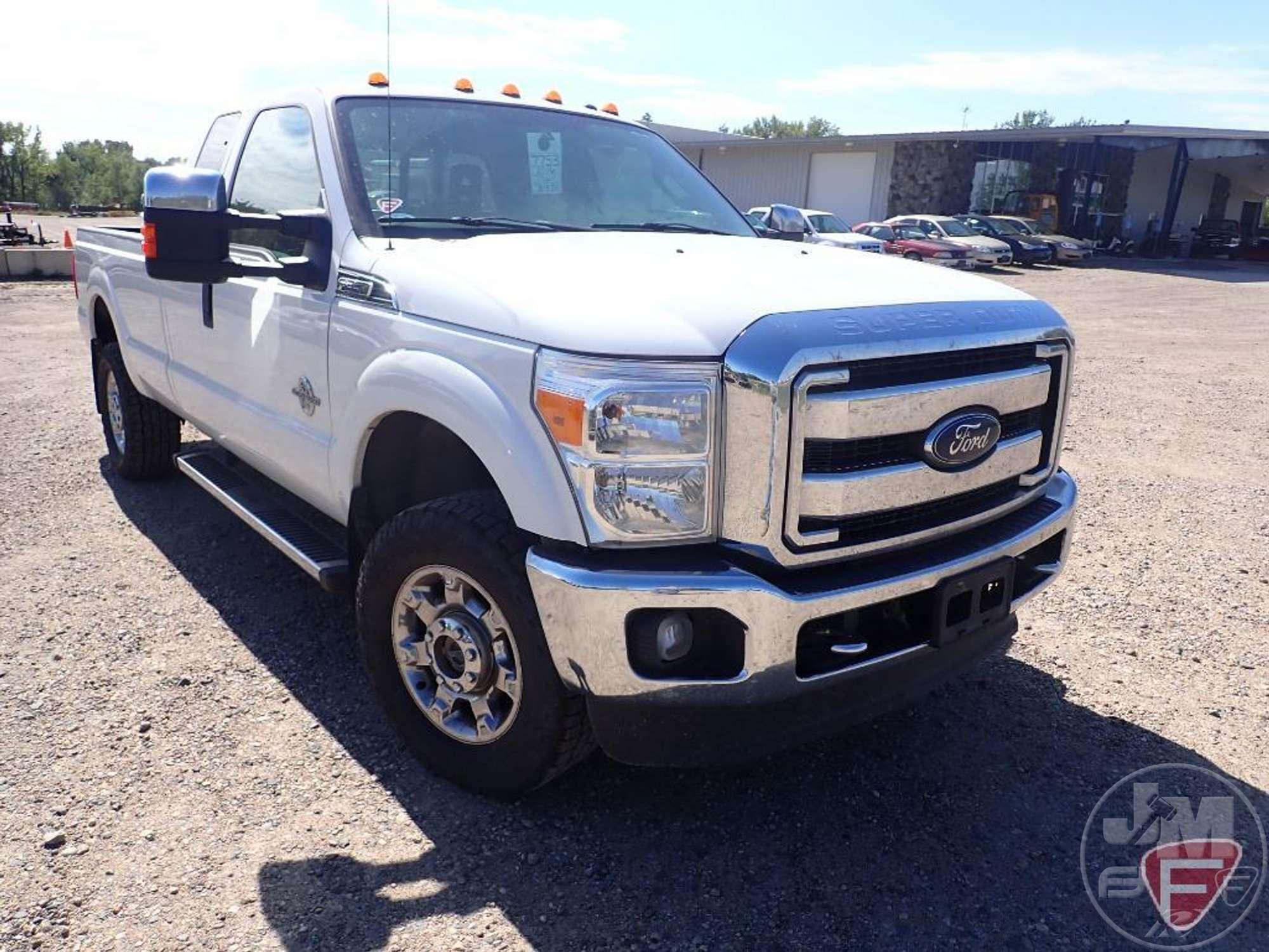 2016 FORD F-350 XLT SUPER DUTY EXTENDED CAB 4X4 1 TON TRUCK VIN: 1FT8X3BT3GEB44551