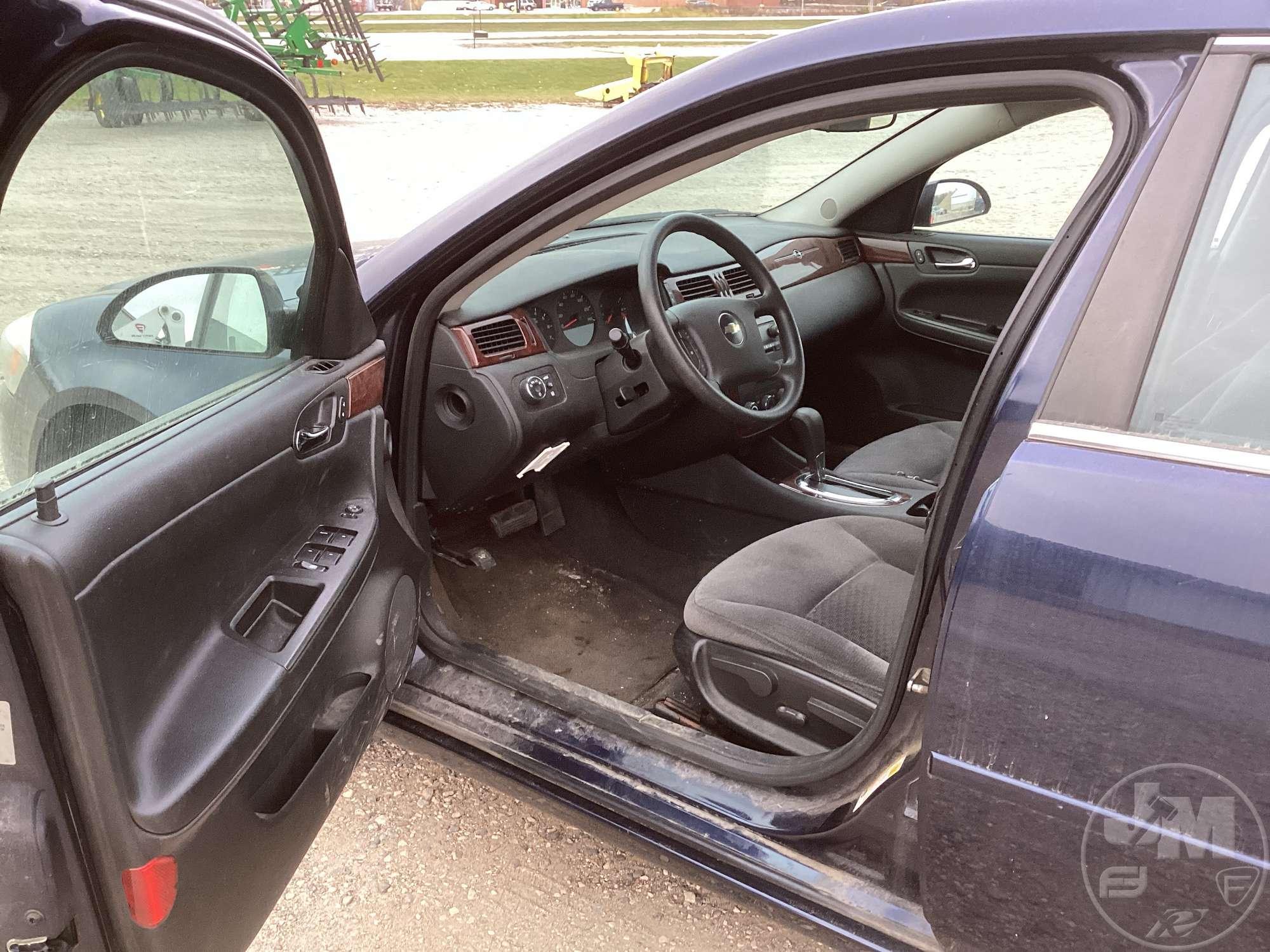 2008 CHEVROLET IMPALA VIN: 2G1WB58K181301120 SEDAN