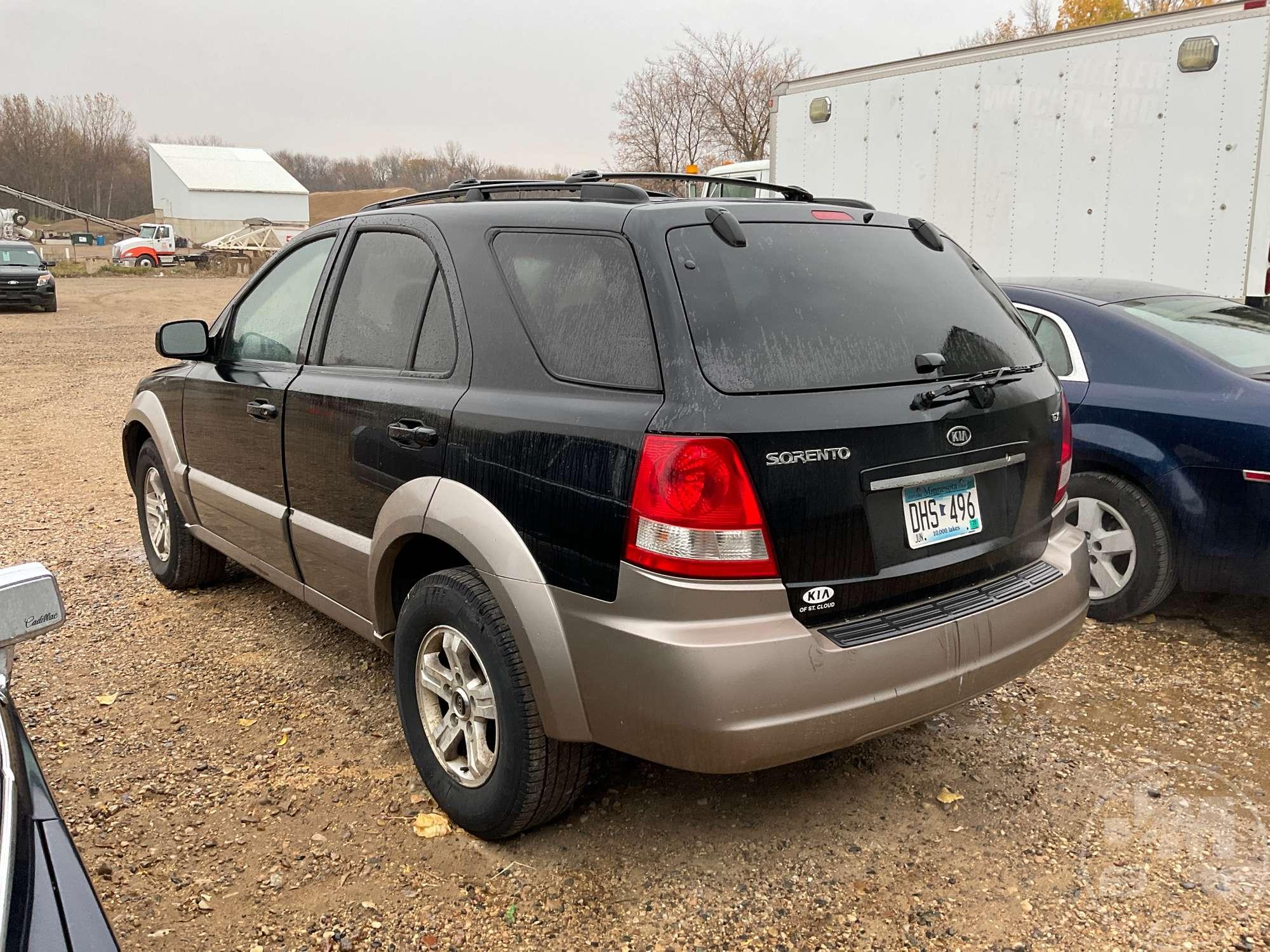 2005 KIA SORENTO VIN: KNDJC733155471675 4WD SUV