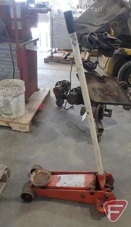 Floor jack, works