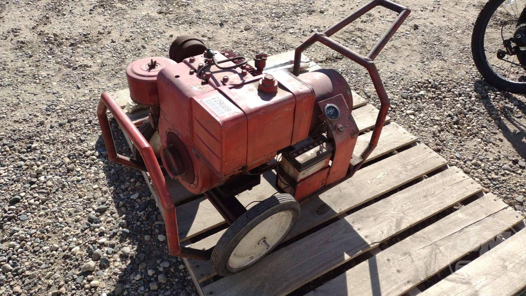 PORTABLE GENERATOR