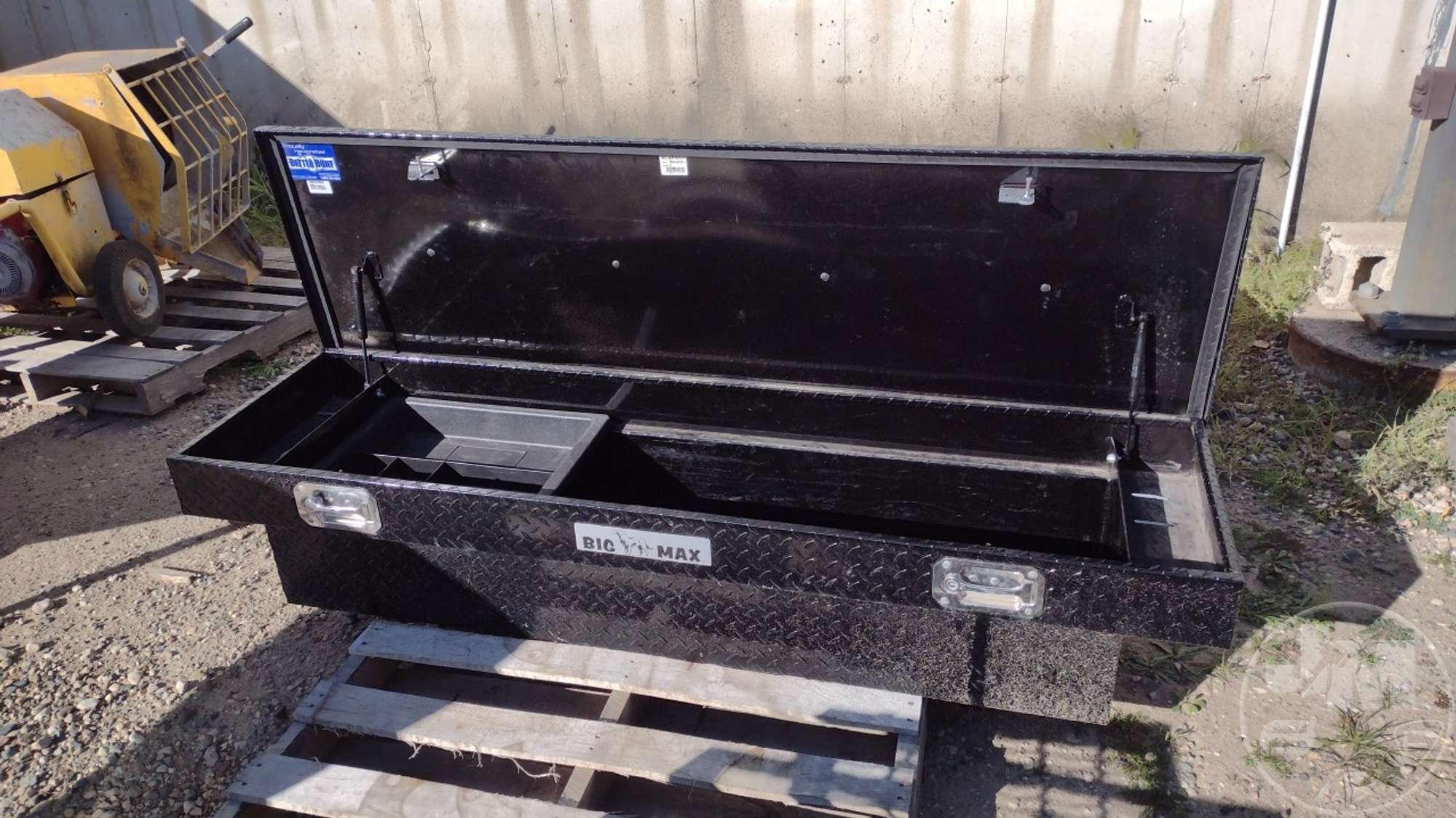 BETTER BUILT BIG MAX TRUCK TOOL BOX