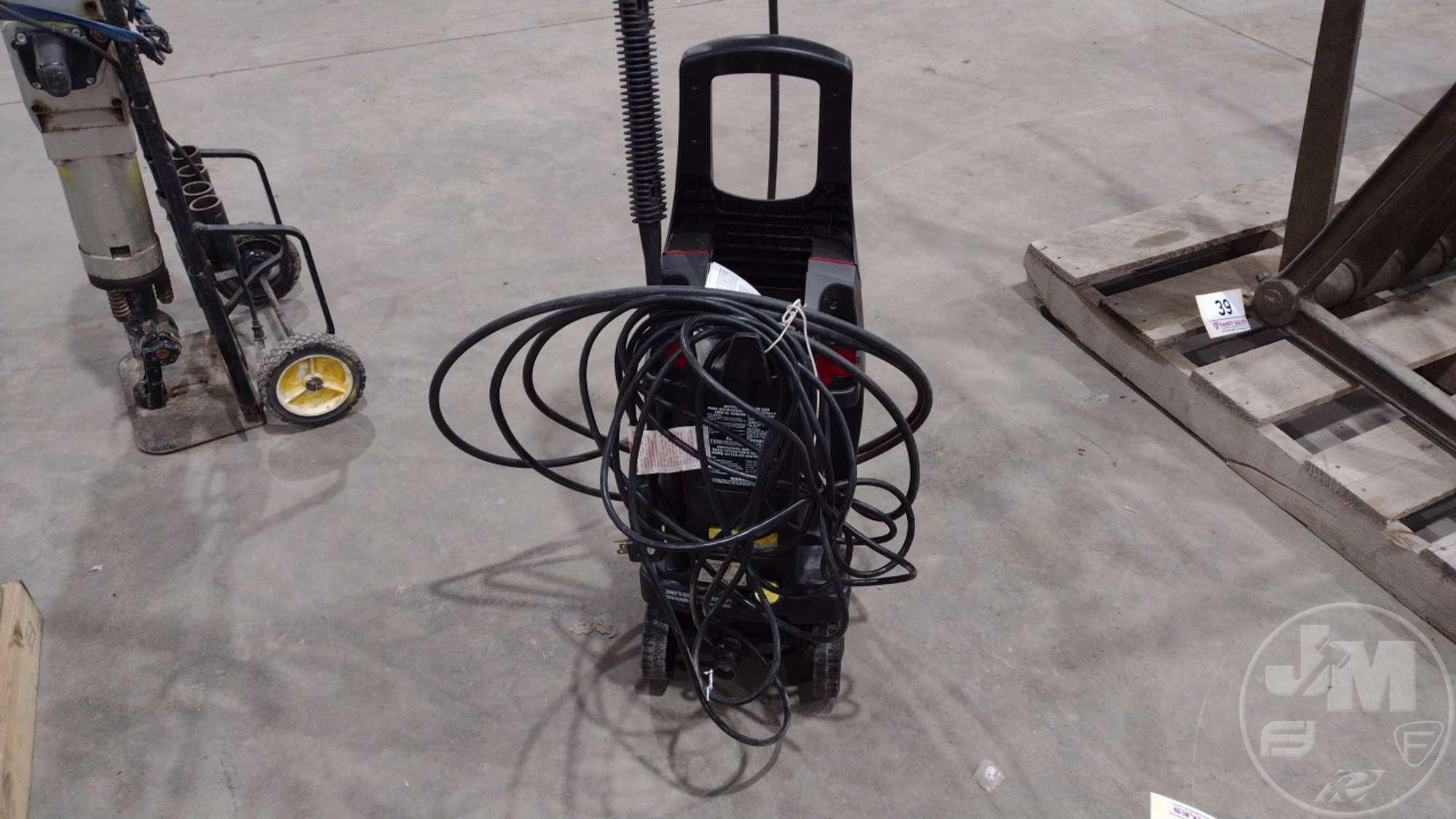 HUSKY POWER WASHER, 1650 PSI