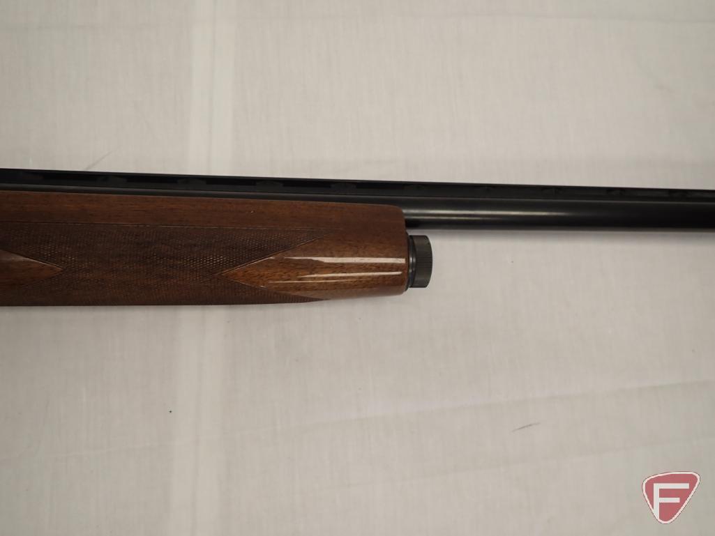 SKB XL 900MR 12 gauge semi-automatic shotgun