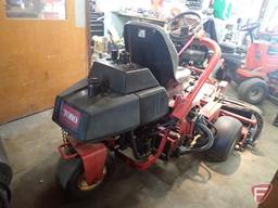 Toro Greensmaster 3100, 2 wheel drive triplex