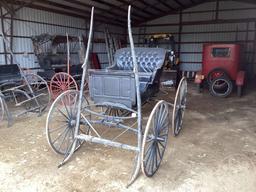 HORSE DRAWN BUGGY, HITCH