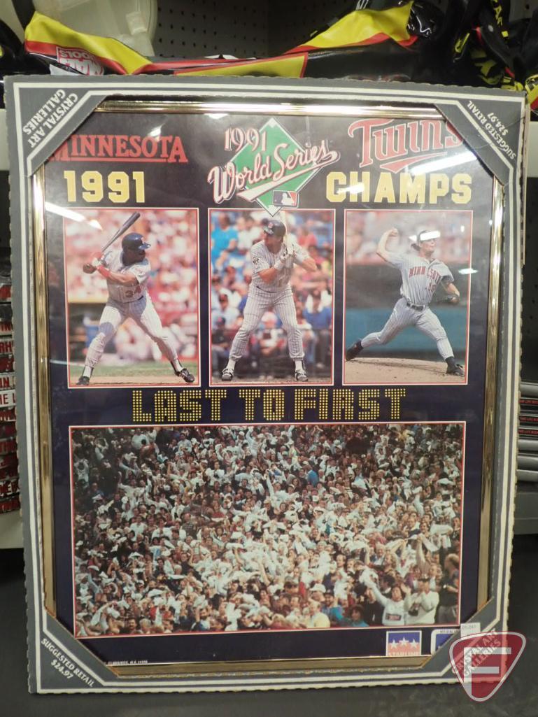 (2) MINNESOTA TWINS 1991 WORLD SERIES CHAMPS FRAMED PRINTS, 16"X20". BOTH