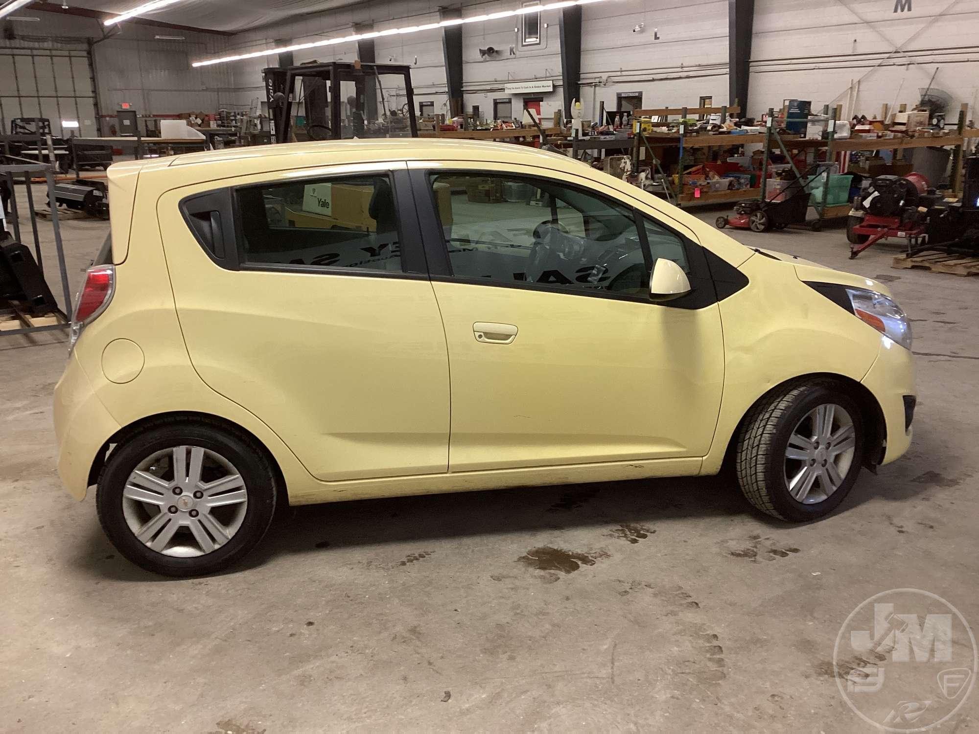 2013 CHEVROLET SPARK VIN: KL8CD6S90DC532636 FWD SEDAN