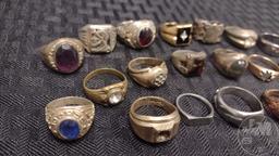 (19) RINGS: 10K GOLD RING, 5.3 DWT, (1) STERLING AND