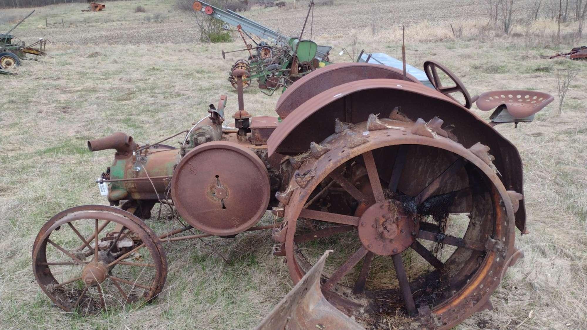 1926 JOHN DEERE D TRACTOR SN: 37141