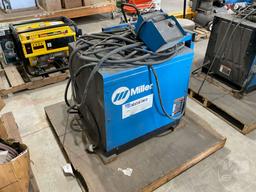 MILLER CP-302 CV-DC WELDING POWER SOURCE, FEED CONTROLER